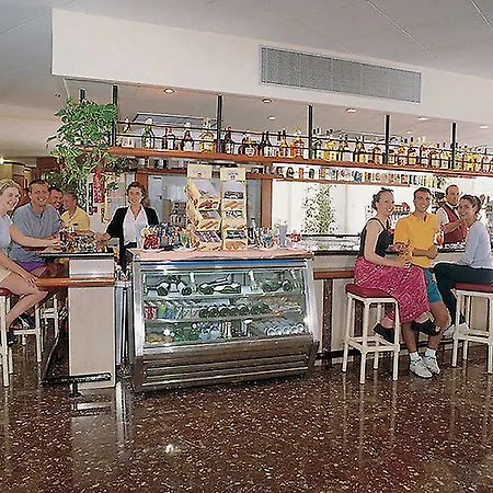 Ght Aquarium & מלון 4*