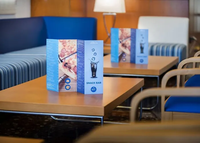 Ght Aquarium & Готель 4*