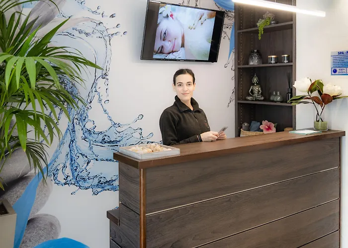 Ght Aquarium & Готель 4*