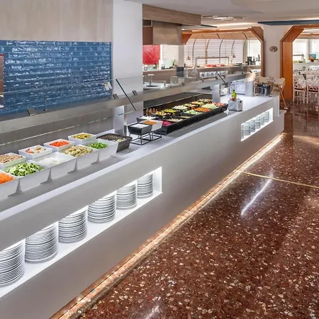 Ght Aquarium & Hotel Lloret de Mar