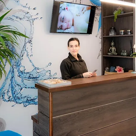 Ght Aquarium & Hotel